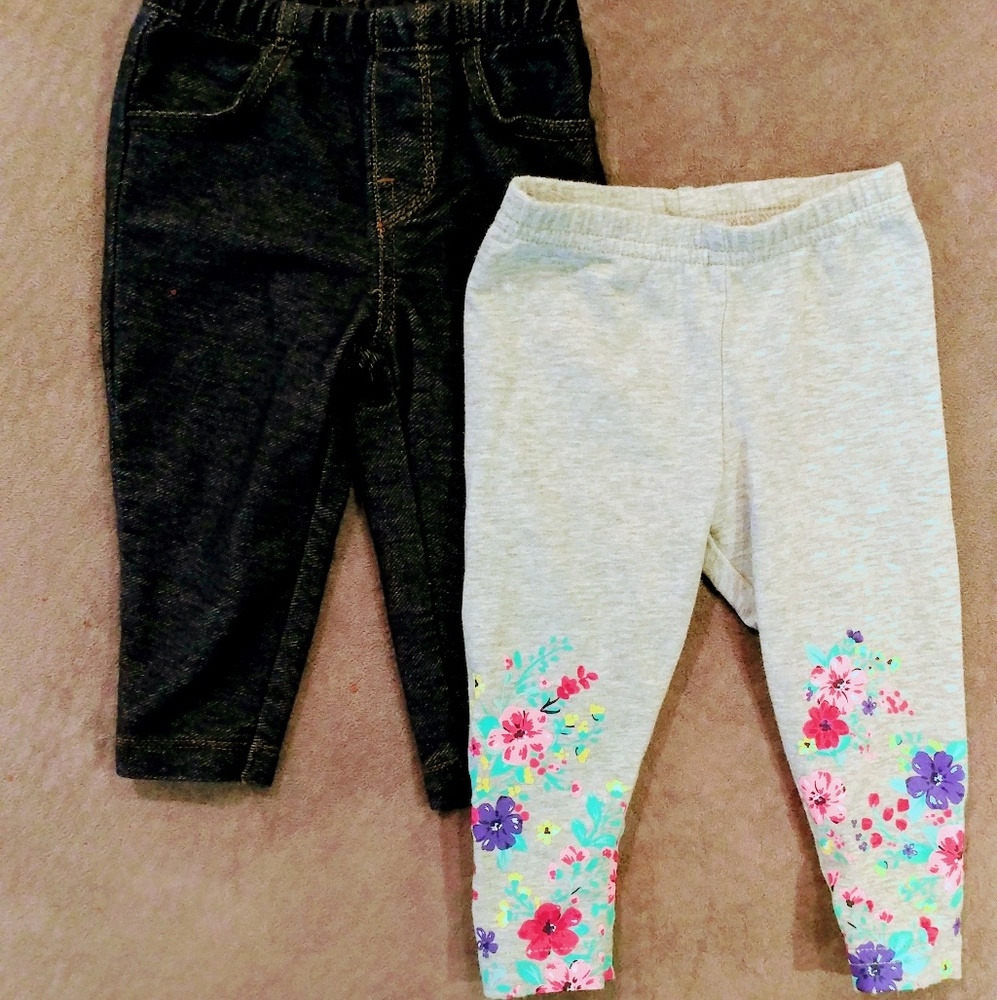 Two pairs of leggings